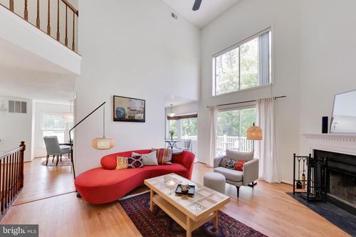 2421 Pondside Ter, SILVER SPRING, MD, 20906-5752 | Card Image