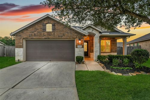 19450 Tobiano Park Dr, Tomball, TX, 77377-2739 | Card Image