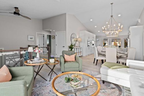 12 Mckenzie Lake Cres Se, Calgary, AB, T2Z2P2 | Card Image