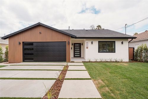 14126 Runnymede St, Van Nuys, CA, 91405-5214 | Card Image