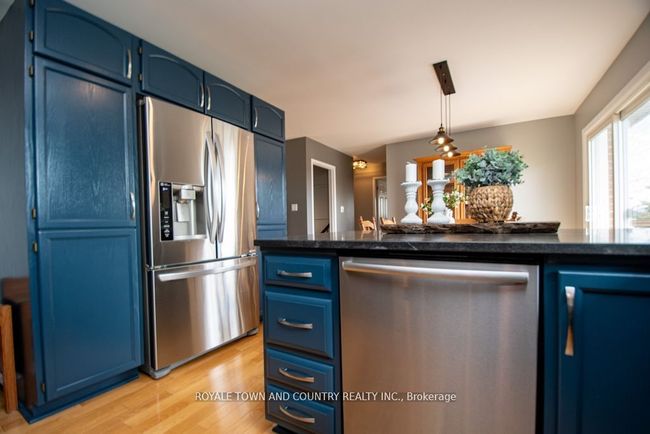 116 Cresswell Rd, House other with 3 bedrooms, 2 bathrooms and 5 parking in Manilla ON | Image 14