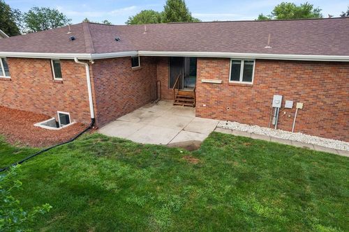3496 Linden Dr, Columbus, NE, 68601-8157 | Card Image