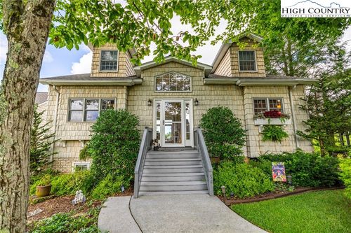 50 Mitchell River Rdg, Glade Valley, NC, 28627 | Card Image