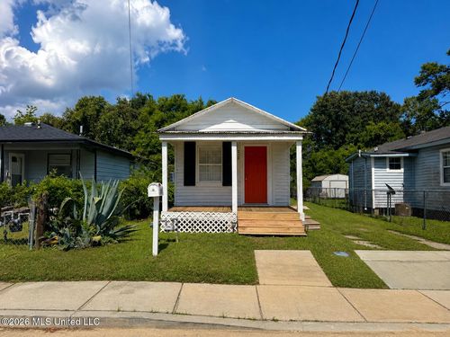 212 Bowen Street, Biloxi, MS, 39530 | Card Image
