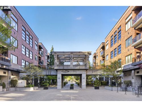324-300 W 8th St, Vancouver, WA, 98660-3435 | Card Image
