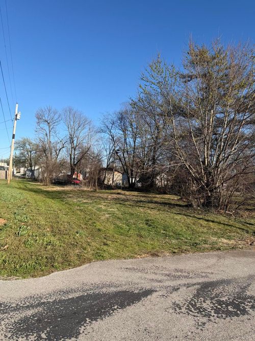 000 S Lamberson Ave, Wheaton, MO, 64874 | Card Image