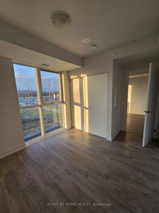 UNIT306 - 2550 Simcoe St N, Condo with 1 bedrooms, 1 bathrooms and null parking in Oshawa ON | Image 5