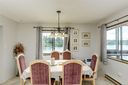 204-71 Gorge Rd W, Saanich, BC, V9A1L8 | Card Image
