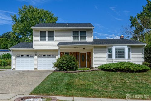 33 Gladstone Dr, East Brunswick, NJ, 08816-3930 | Card Image