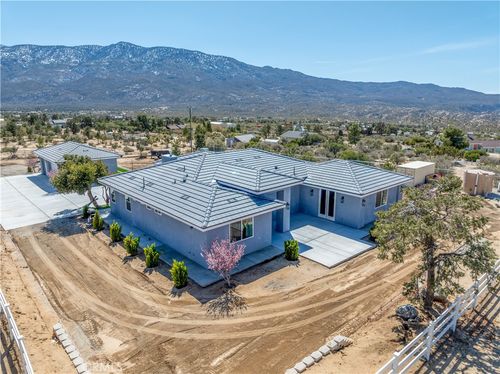 68597 Zurich Ave, Mountain Center, CA, 92561-3679 | Card Image