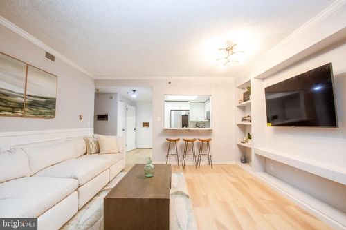3101 Boardwalk, Atlantic City, NJ, 08401-5102 | Card Image