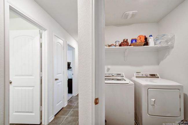 6542 Cibolo Spgs, House other with 3 bedrooms, 2 bathrooms and null parking in Converse TX | Image 15