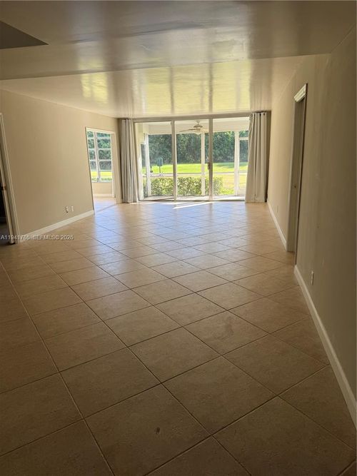 apt-104-4007 N Cypress Dr, Pompano Beach, FL, 33069-4128 | Card Image