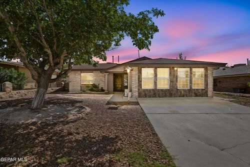10422 Birthstone Dr, El Paso, TX, 79925-1640 | Card Image