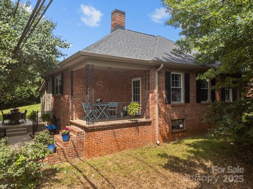 2 Enka Orchard St, Biltmore Lake, NC, 28715-7906 | Card Image