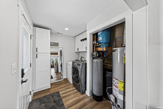 9061 E Hatchery Rd, House other with 3 bedrooms, 2 bathrooms and null parking in Syracuse IN | Image 16