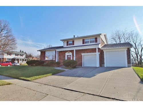 5461 Bellfield Ln, Cincinnati, OH, 45238-3203 | Card Image