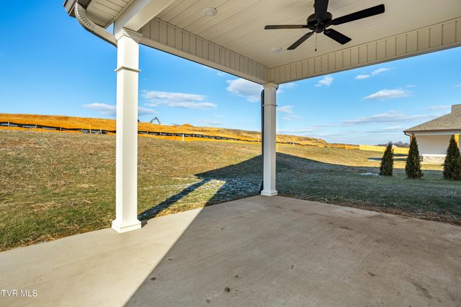 2013 Presley Xing, House other with 3 bedrooms, 3 bathrooms and null parking in Jonesborough TN | Image 35