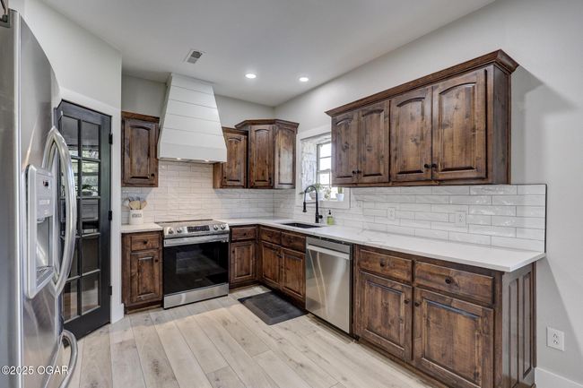 917 Monroe Cir, House other with 4 bedrooms, 3 bathrooms and null parking in Carl Junction MO | Image 11