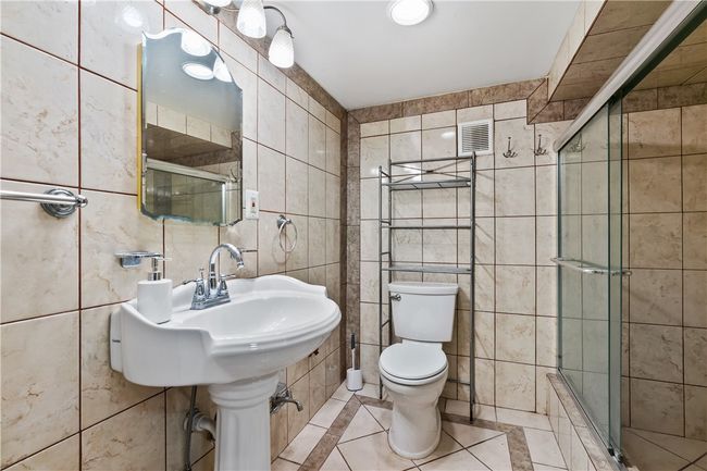 3640 Mintwood St, House other with 3 bedrooms, 2 bathrooms and 4 parking in Pittsburgh PA | Image 25