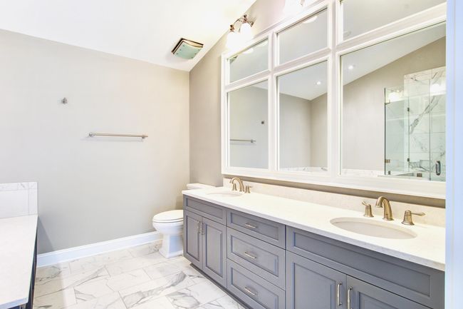 Primary Bathroom | Image 37