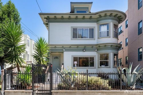 548 37th St, Oakland, CA, 94609-2424 | Card Image