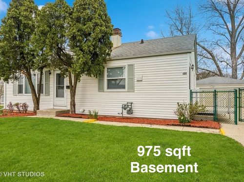 120 Madera Cir, Carpentersville, IL, 60110-1111 | Card Image