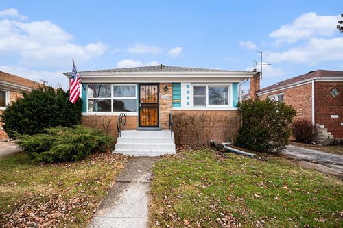 3400 Monroe St, Bellwood, IL, 60104-2162 | Card Image