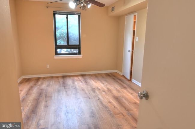 APT-1B - 11629 Stoneview Sq, Condo with 2 bedrooms, 2 bathrooms and null parking in RESTON VA | Image 27