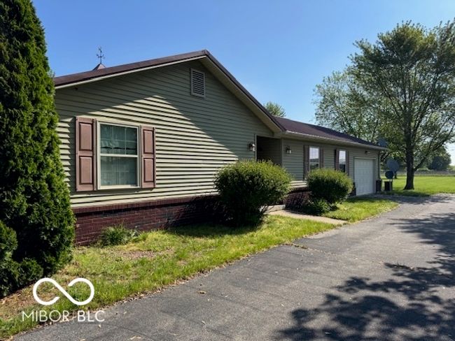 1025 Walnut St, Home with 0 bedrooms, 0 bathrooms and null parking in Edinburgh IN | Image 24