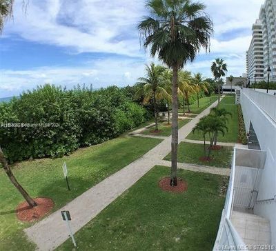 523 - 5601 Collins Ave, Condo with 1 bedrooms, 1 bathrooms and null parking in Miami Beach FL | Image 3