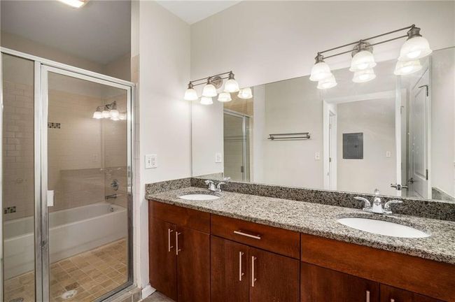 UNIT-110 - 3400 Malone Dr, Condo with 2 bedrooms, 2 bathrooms and 2 parking in Chamblee GA | Image 25