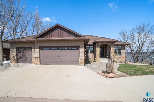 5381 South Shore Dr, Chester, SD, 57016 | Card Image