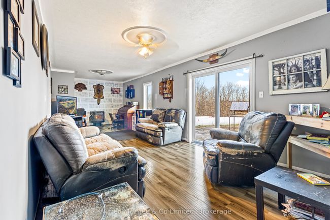 15339 Highway 6, Home with 5 bedrooms, 1 bathrooms and 10 parking in Manitowaning ON | Image 13