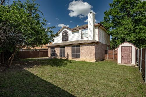 2101 Newport Dr, Flower Mound, TX, 75028-7263 | Card Image