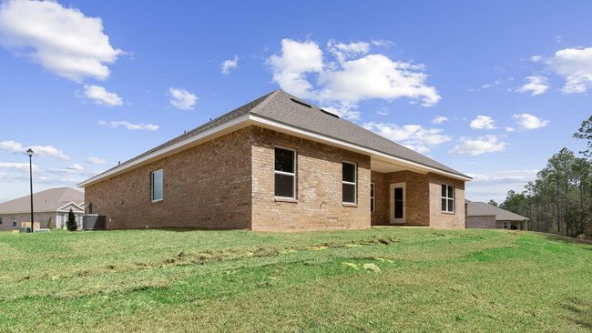 Rear Exterior | Image 32