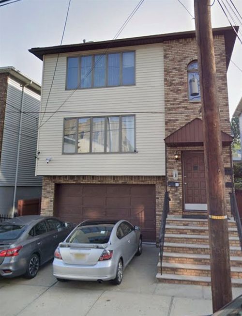 1-68 Stuyvesant Ave, JC, Journal Square, NJ, 07306 | Card Image