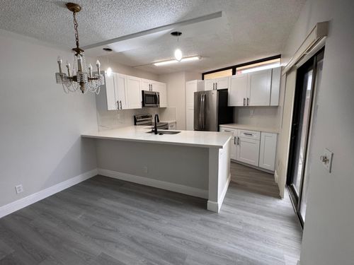 3861-3861 Victoria Dr, West Palm Beach, FL, 33406-4710 | Card Image