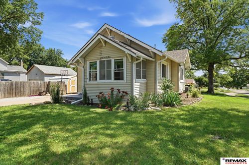 6403 Leighton Avenue, Lincoln, NE, 68505 | Card Image