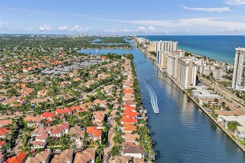 1575 Windjammer Way, Hollywood, FL, 33019-5035 | Card Image