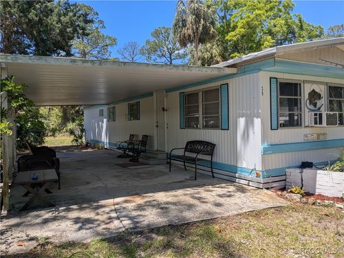 35 63rd St, Yankeetown, FL, 34498-2320 | Card Image