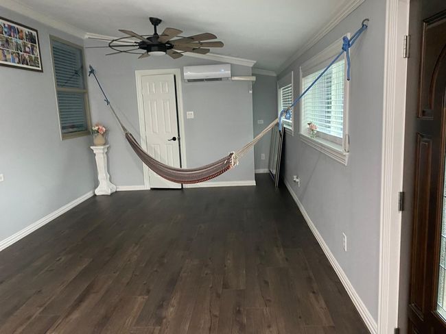 Flex room when entering the house | Image 4