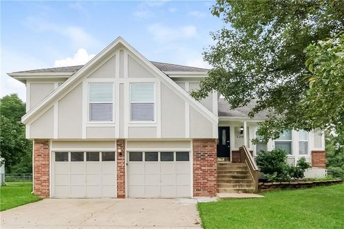 7201 E 134th Ter, Grandview, MO, 64030-3359 | Card Image