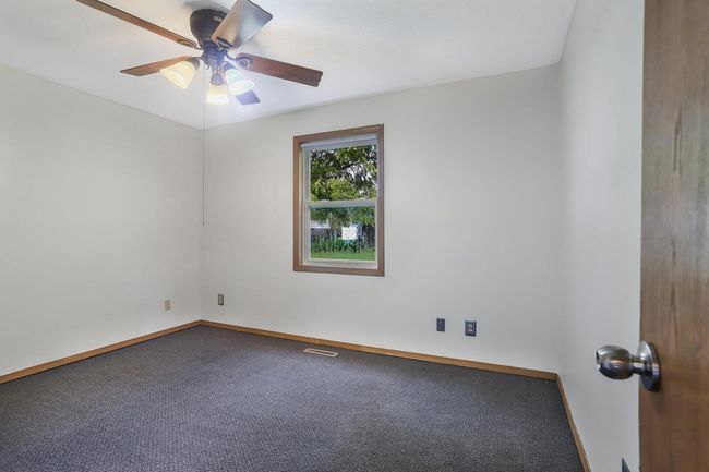 807 Country View Dr, Home with 3 bedrooms, 1 bathrooms and null parking in Philo IL | Image 15