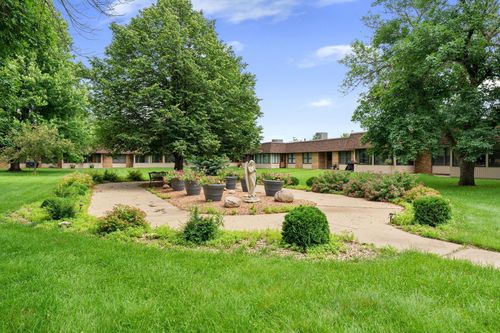 apt-125-1200 18th Ave Nw, Austin, MN, 55912-1885 | Card Image