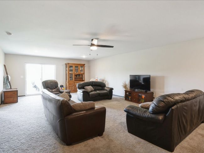 420 Dawson Dr, Condo with 4 bedrooms, 3 bathrooms and null parking in West Branch IA | Image 18