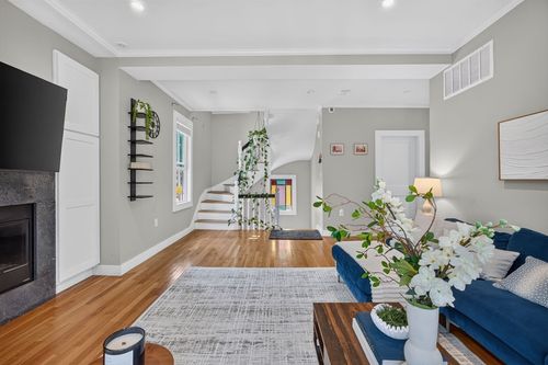 2-44 Worley Street, Boston, MA, 02132 | Card Image