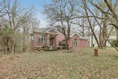 6719 Shamrock Glen Circle, Springfield, WI, 53562 | Card Image