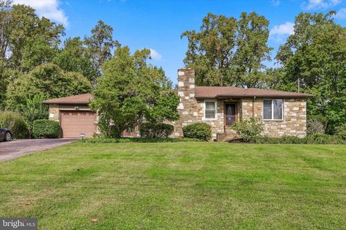 711 Stratford Drive, PHILADELPHIA, PA, 19115 | Card Image