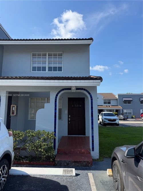1706-7040 Nw 173rd Dr, Hialeah, FL, 33015-5523 | Card Image